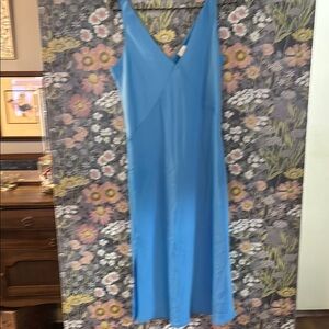 Blue Sleeveless V-Neck Dress
